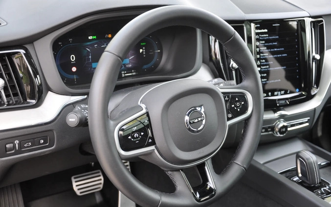 Volvo XC 60 cena 269000 przebieg: 16000, rok produkcji 2021 z Busko-Zdrój małe 781